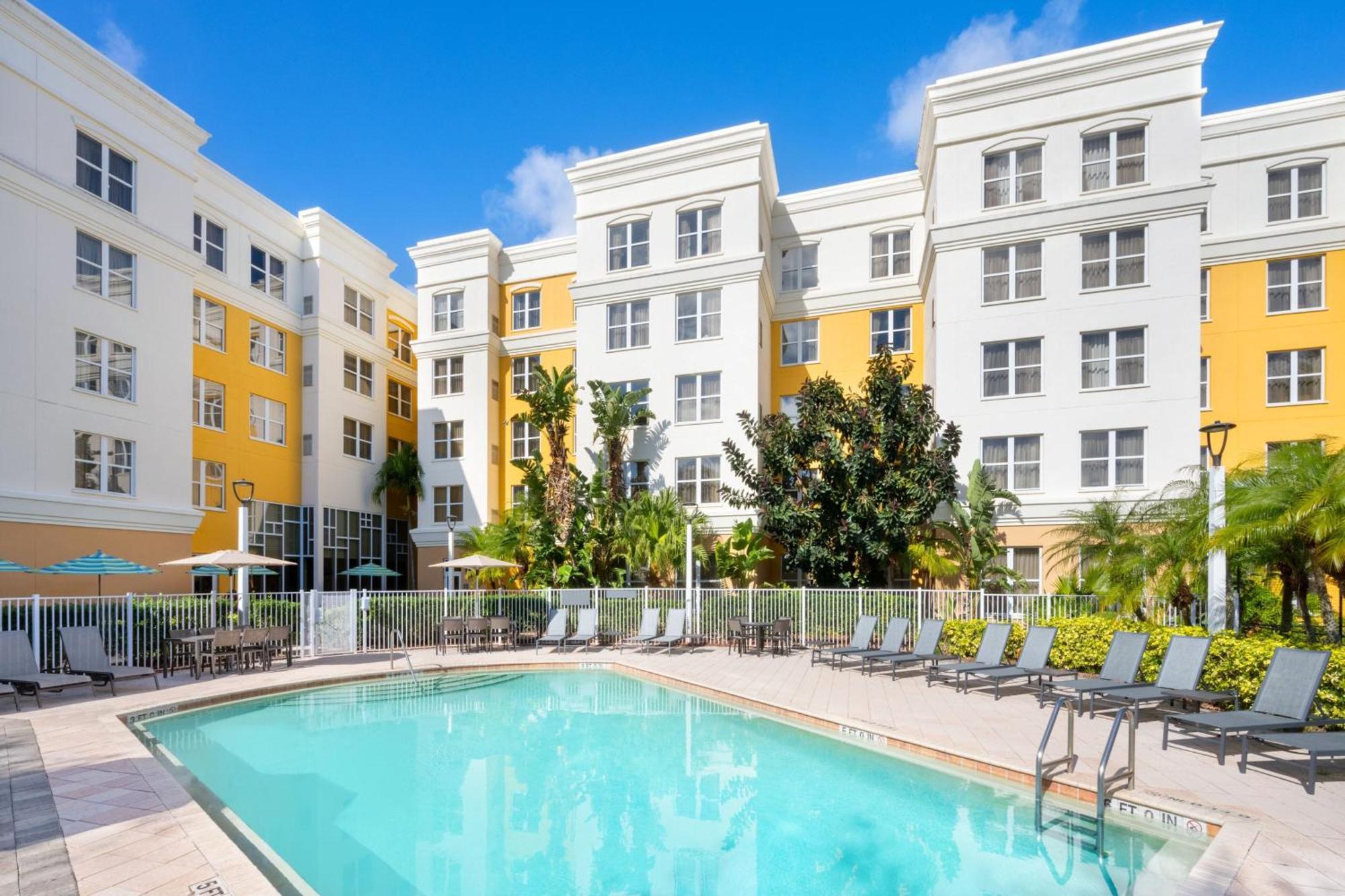 Residence Inn By Marriott Daytona Beach Speedway/Airport Buitenkant foto
